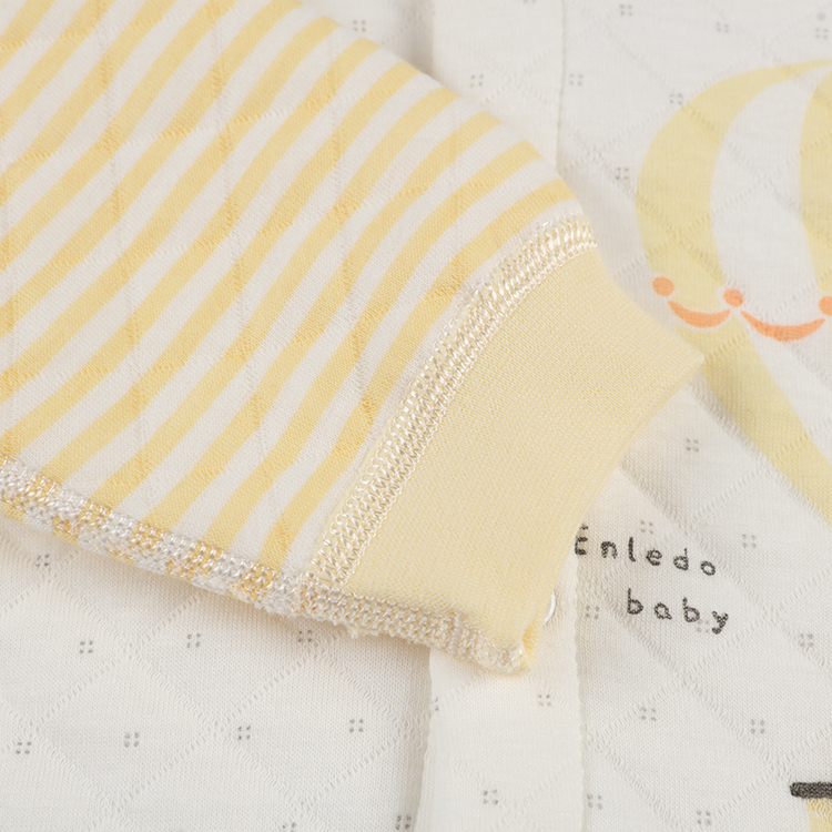 Mùa thu và mùa đông trẻ em áo len nhiệt bộ đồ lót nam và nữ bé cotton không xương dày quần áo mùa thu bé chần thời trang trẻ em cao cấp