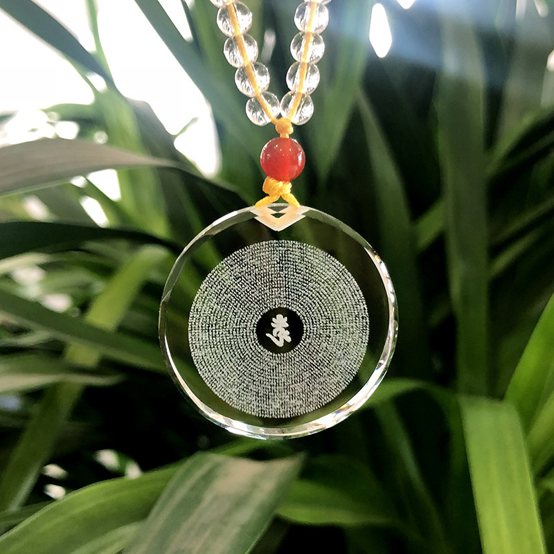 Crystal corrugated mantra pendant ten phases in necklace of the necklace of Buddha