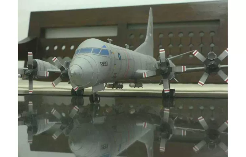 Máy bay tuần tra chống ngầm P-3C Orion tỷ lệ 1:72 của Úc Mô hình giấy 3D Tự làm với hướng dẫn bằng giấy - Mô hình giấy