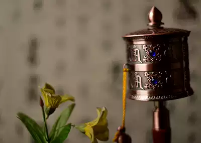 Brand direct sales:well, including Master Luo Lian's heart mantra, large hand-cranked warp wheel