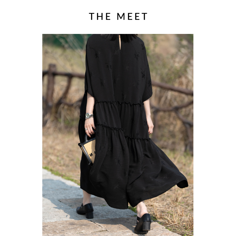 The Meet Material-Intensive Three-Section Long Skirt Made of Fragrant Cloud Silk, Mulberry Silk, and Loose-Fitting Large Hem Dress