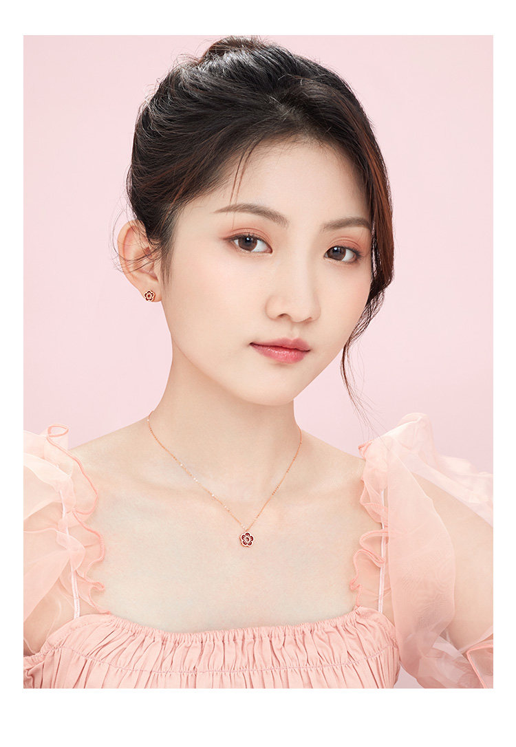 【秒杀】六福珠宝小红花18K金手链含延长链彩金手链女送礼定价ENJ5K60073R