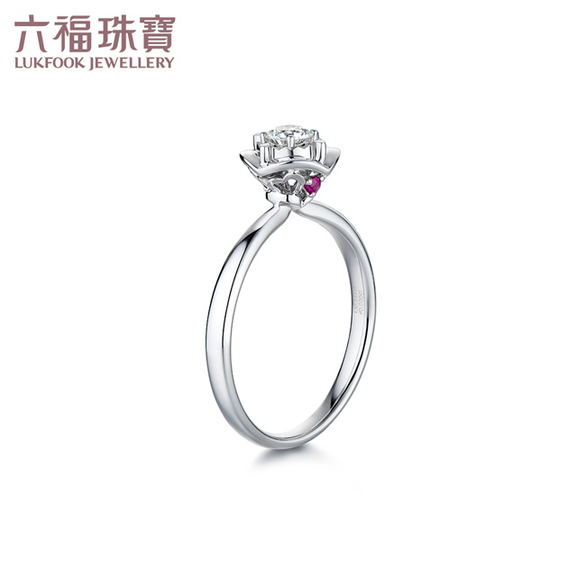 六福珠宝宠爱求婚钻戒车花18K钻石红宝石戒指女款婚嫁N216