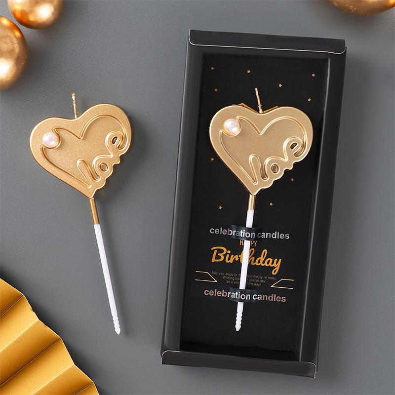 Gold-Plated Heart Love Birthday Candle Cake Decoration Plug-In Valentine's Day Party Romantic Heart Candle Decoration Gold-Plated Heart Love Birthday Candle Cake Decoration Plug-In Valentine's Day Party Romantic Heart Candle Decoration