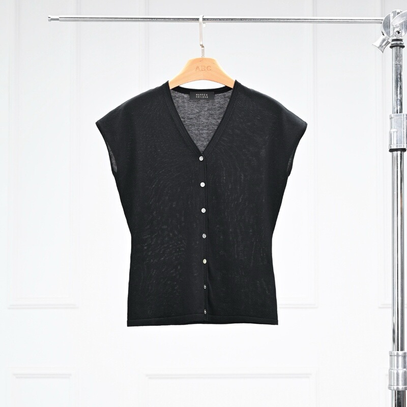 Black Label Kw053 Cotton Mulberry Silk New Zealand Yarn 16-Gauge Fine Summer Early Autumn V-Neck Shell Button Knitted Vest for Women Black Label Kw053 Cotton Mulberry Silk New Zealand Yarn 16-Gauge Fine Summer Early Autumn V-Neck Shell Button Knitted Vest for Women