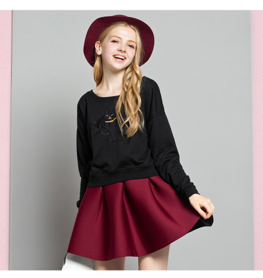 乐町2015新款秋装绣花简洁宽松女套头长袖韩
