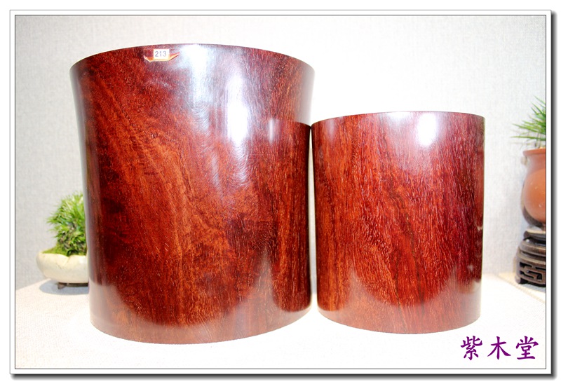 Small Leaf Purple Sandalwood Old Stock Pen Holder (213)