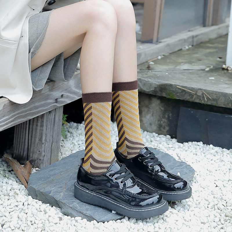 Autumn Winter New Products High-end Socks Female Socks Pair of Double Pin Two-Way diagonal Spin Socks Colored Insc Tide Socks
