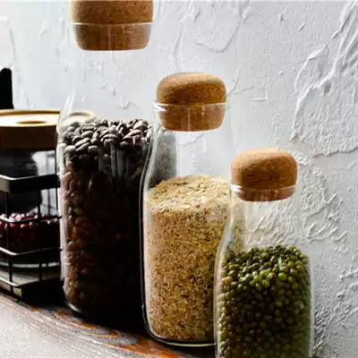 Japanese small fresh round wooden stopper water bottle-shaped sealed tank Miscellaneous grain storage tank Tea tank heat-resistant bottle can microwave