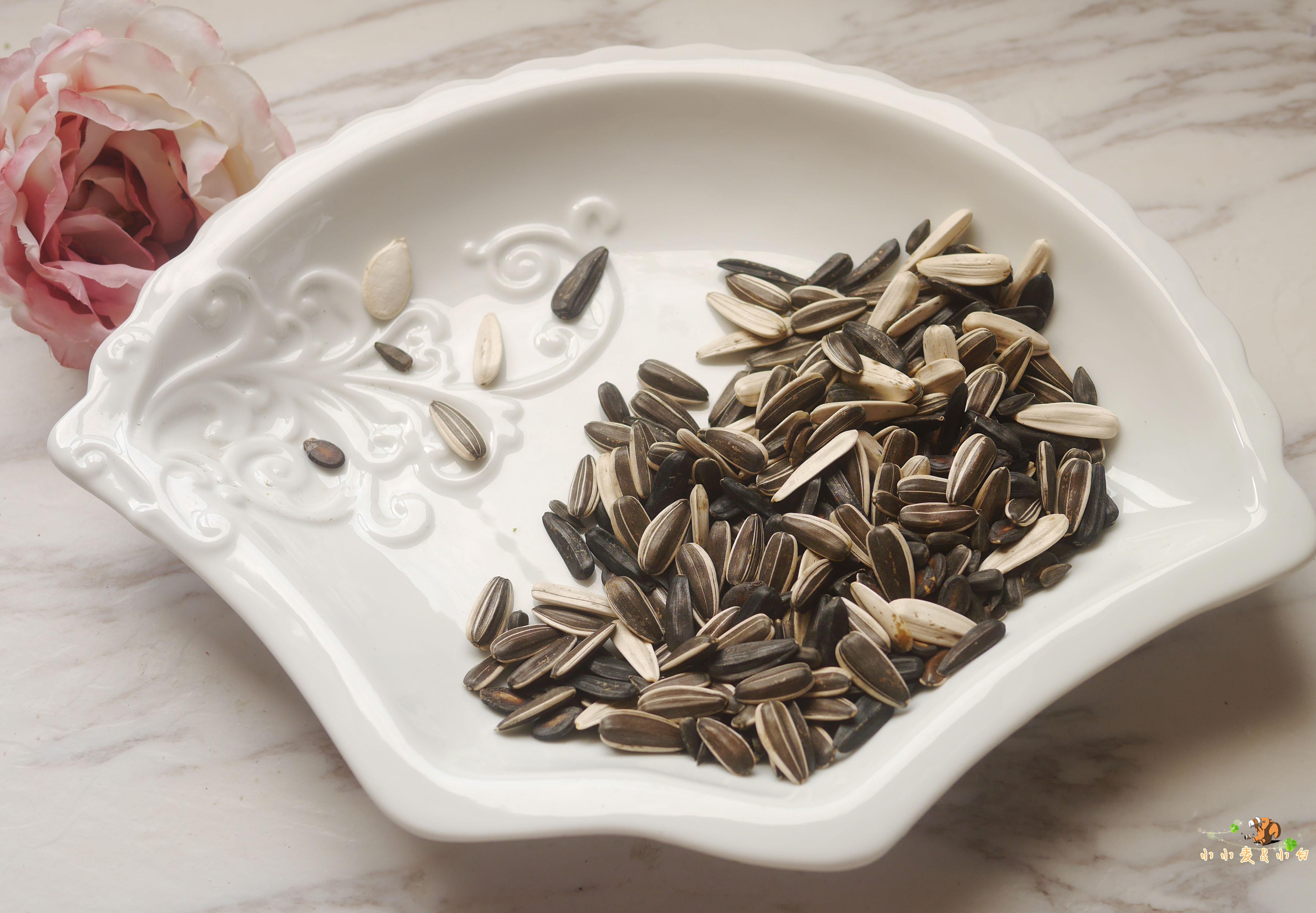 Devil Squirrel Grain Raw Melon Seed Series Squirrel Grain Nutrition Balanced Economic Staples 5 Kinds of Mixed Melon Seed 250g