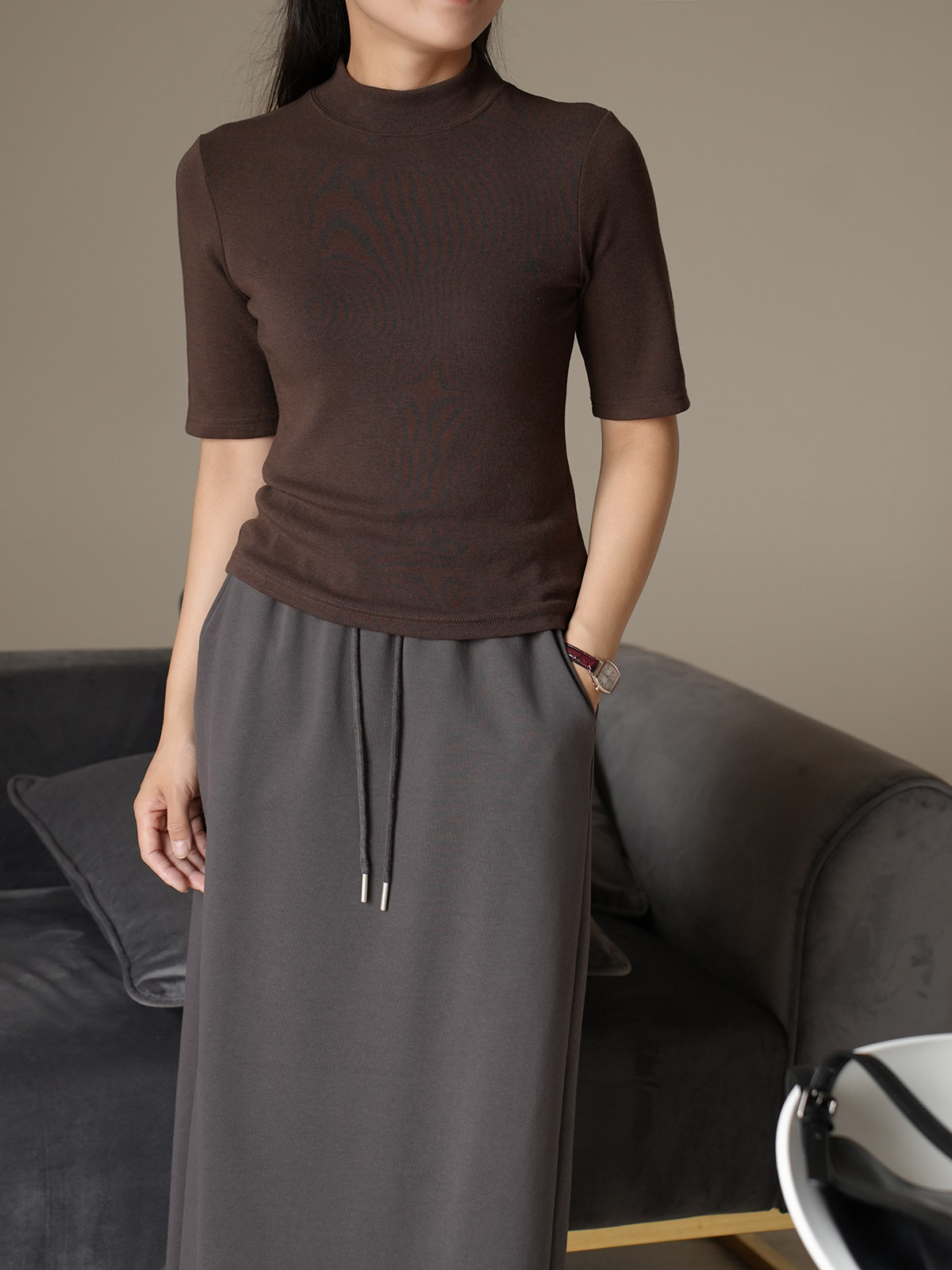 Нежный Мягкий клейкий мисс водолазка пятый из рукава свитер термостатический эластичность твердый теплый короткий рукав шаньдун Интернет магазин 