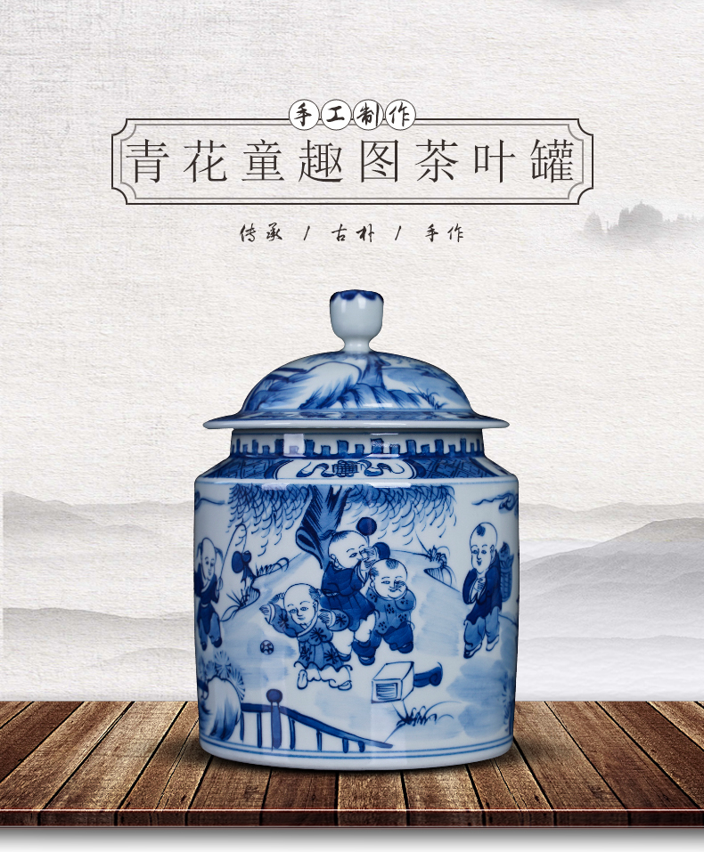 The New Chinese blue and white porcelain of jingdezhen ceramic tong qu caddy fixings general storage tank large place to live in the living room