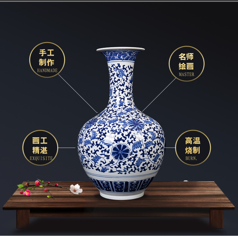 Jingdezhen ceramic new Chinese style household, sitting room put lotus flower appreciation of blue and white porcelain bottle arranging flowers, vases, decorative furnishing articles