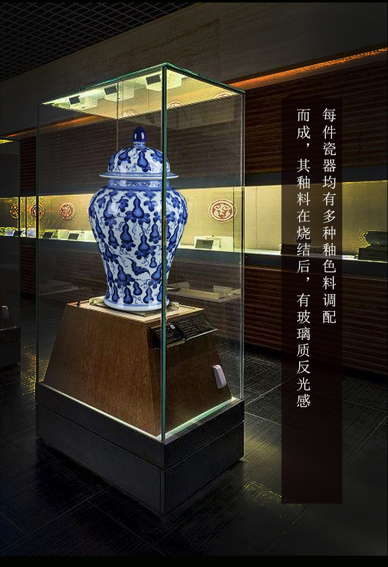 Blue and white porcelain of jingdezhen ceramics hoist general canned act the role ofing is tasted furnishing articles large household living room TV cabinet porcelain