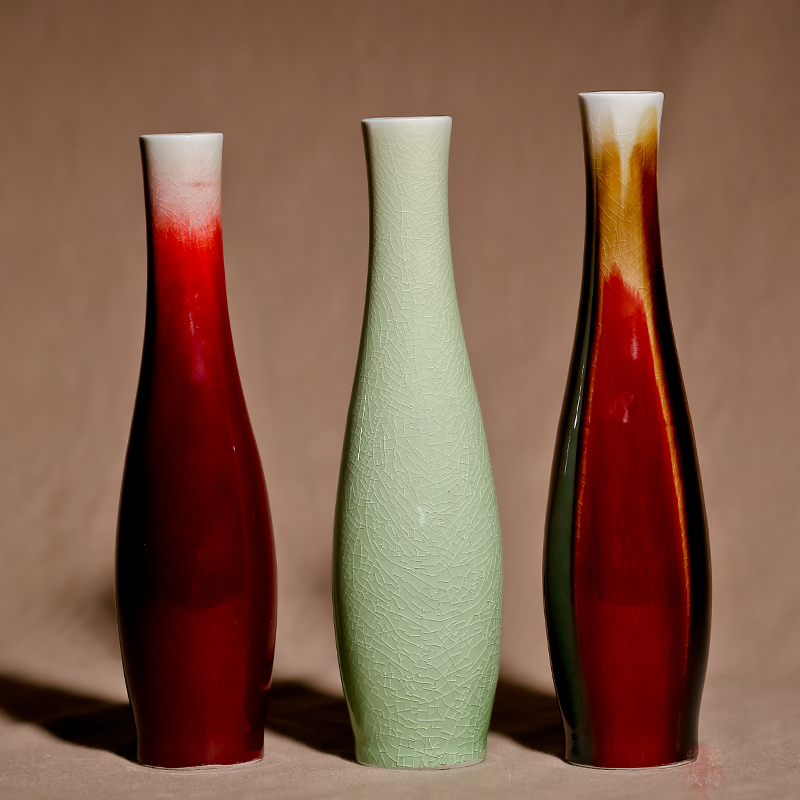 Jingdezhen ceramic creative small and pure and fresh flower vase place to live in the living room TV cabinet decorative gift decoration