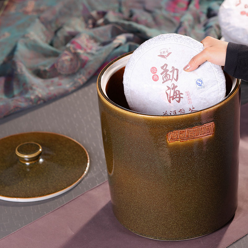 Jingdezhen ceramic tea cake tin POTS large puer tea tea tea pot water storage tank ceramic tea cylinder