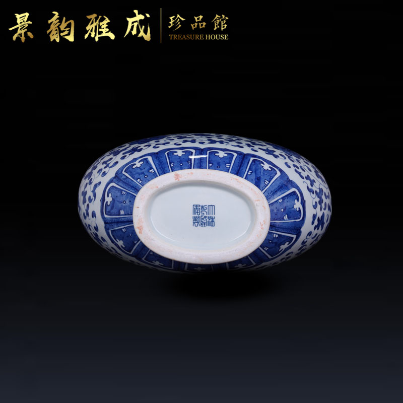 Jingdezhen ceramic sitting room porch decoration furnishing articles new Chinese blue and white porcelain vase handicraft decoration by hand