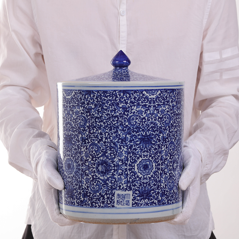 Jingdezhen ceramic tea canister receives puer tea cake tin seal tea cake home large general restoring ancient ways
