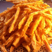  Taiwan sweet plum fries sweet potato strips Taiwan snacks free sweet plum powder fried snacks