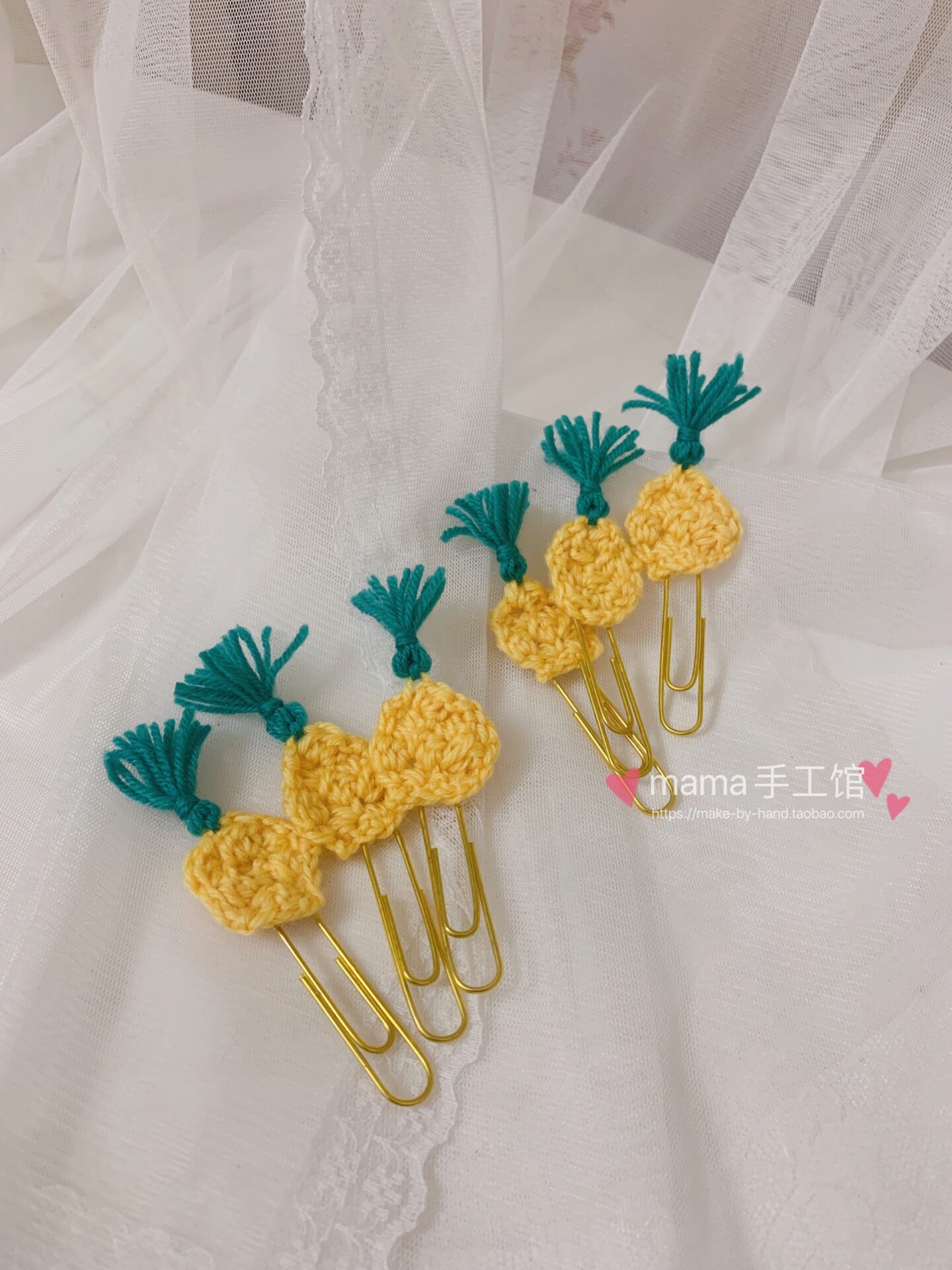 Finished mama handmade museum ins popular models summer pineapple office pin bookmark 3-piece set of fruit wool