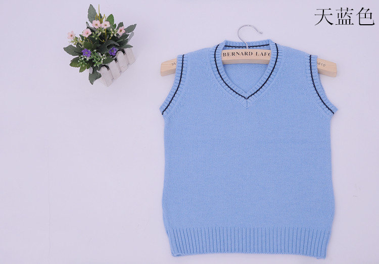 Gilet enfant en laine - Ref 2068342 Image 10