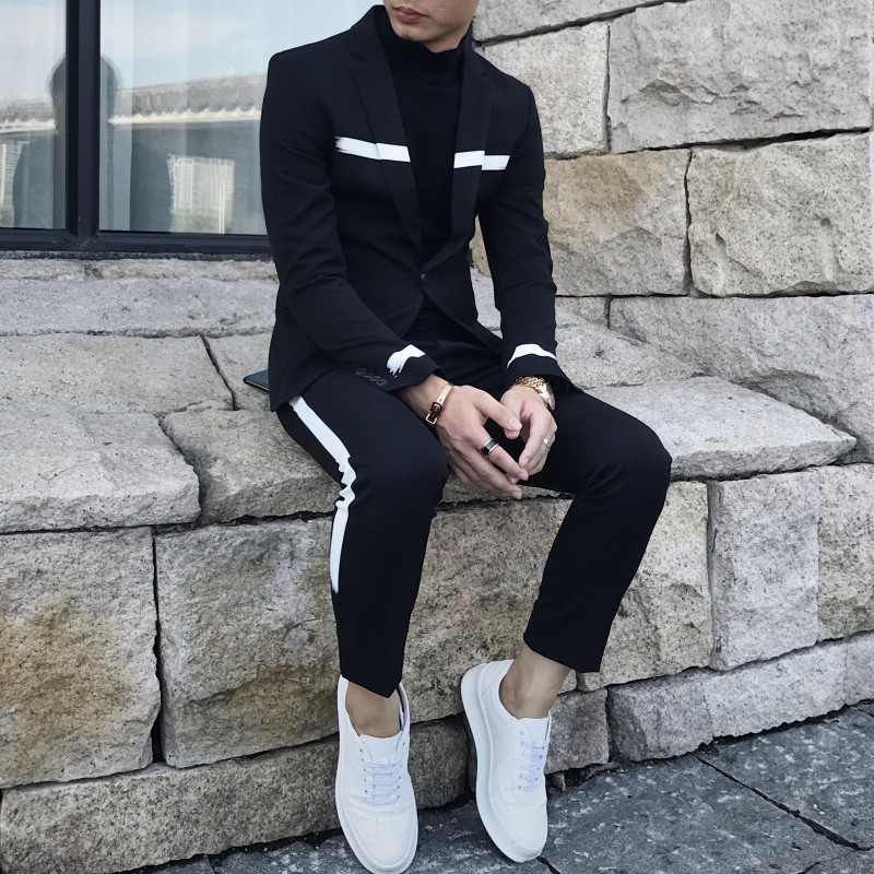 Ngôi sao lớn 2018 trình diễn catwalk thời trang phù hợp với bộ đồ nhỏ phù hợp với phiên bản Hàn Quốc màu trắng tương phản màu sắc phù hợp với bộ đồ hai mảnh quần tây nam
