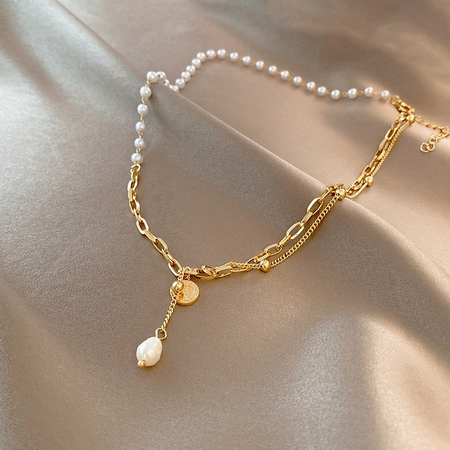 Pearl chain tag pendant necklace 2022 new trendy light luxury niche design summer collarbone chain female