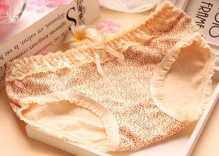 Ren kết hợp cotton mới của phụ nữ quần lót lụa băng cô gái năm phần dễ thương mỏng thanh niên hộp quà quần lót đúc 