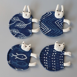 Three-Dimensional Kitten Rabbit Handmade Printing and Dyeing Coaster Handmade Blue Dyed Fabric