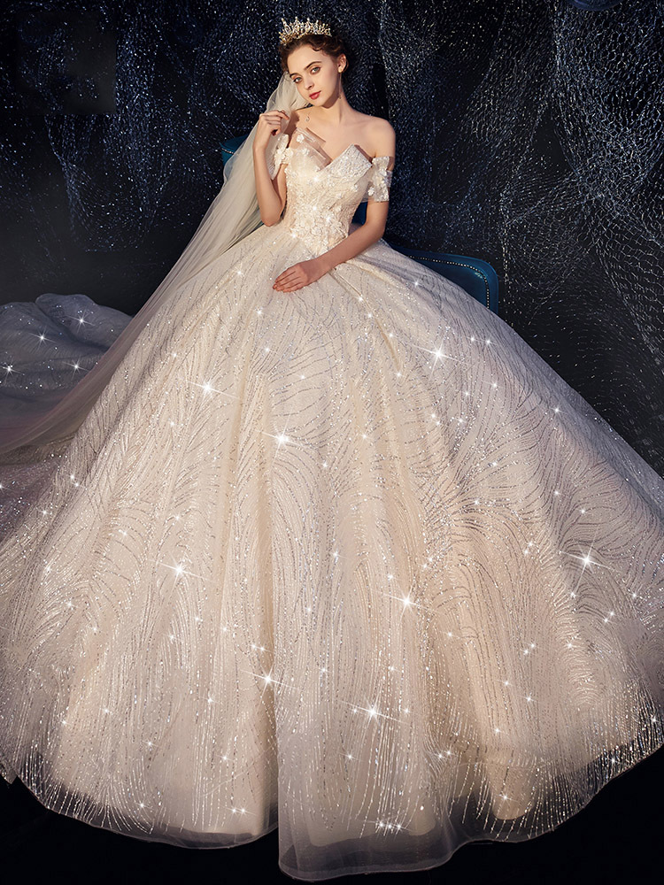 Main Wedding Dress 2020 New Brides Line of the Shoulders Ensemble Superfairy Dream Shake of the Red Hepburn Long Trailing Lady