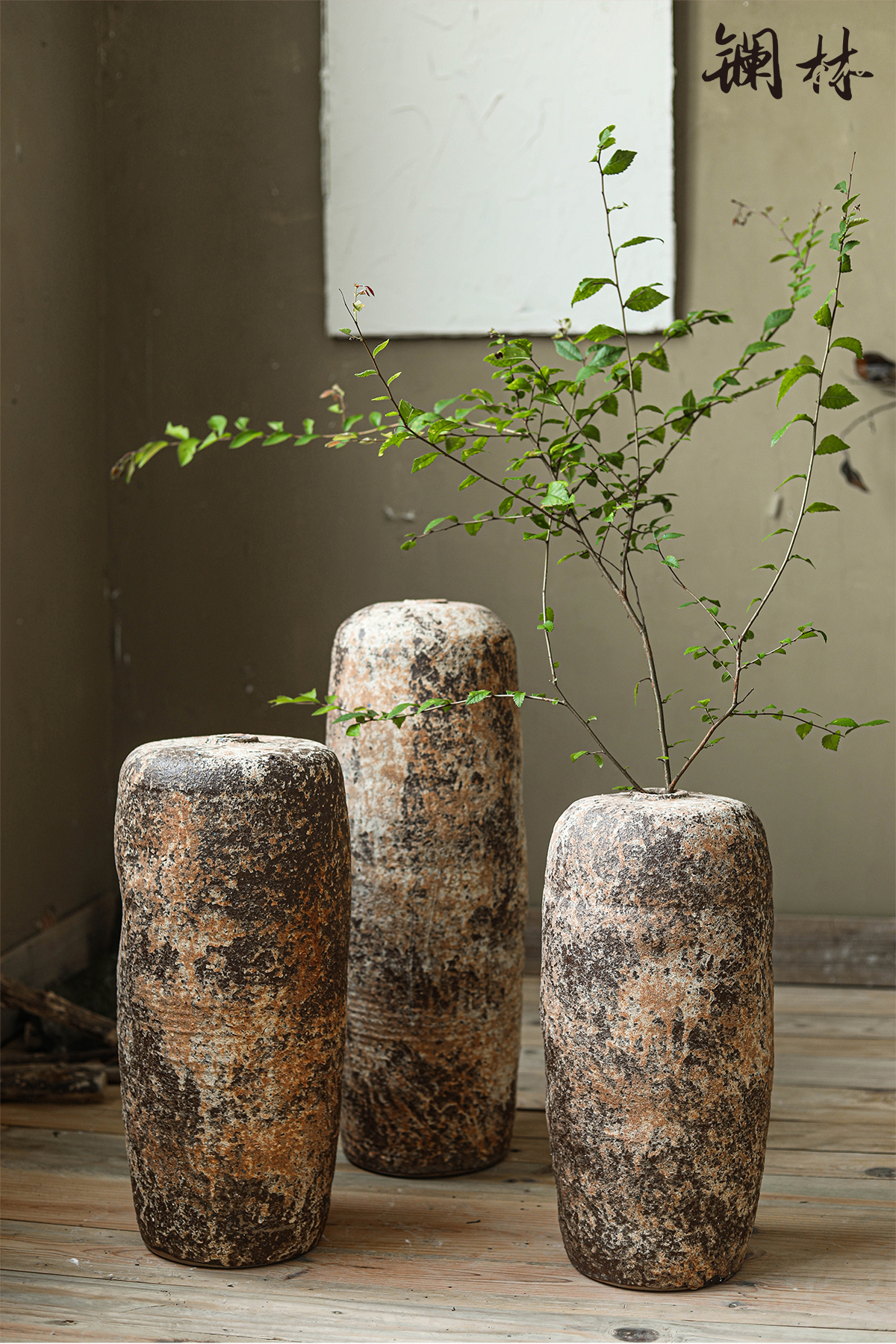 Large coarse pottery vase wabi-sabi wind restoring ancient ways of creative space design flower arranging produce in furnishing articles hotel decoration of home stay facility