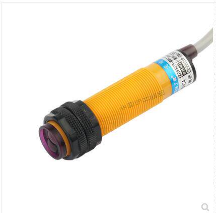 China's Shanghai-industrial group E3F-DS30C1 NPN often open a diffuse reflected light electric switch
