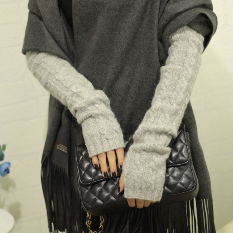 Japanese Wool Arm Warmers, Fake Sleeves for Women, Winter Thickened Long Knitted Wool Gloves, Arm Protection and Warmth