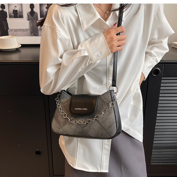 Retro shoulder bags, underarm small square bags