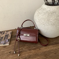 Бордовая подвеска