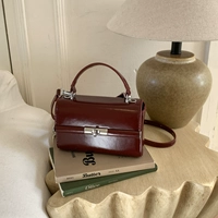 Бордовая подвеска