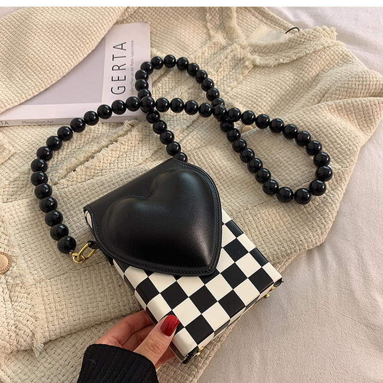 Autumn And Winter Bags 2021 New Female Bags Checkerboard Messenger Bag Small Square Bag display picture 3