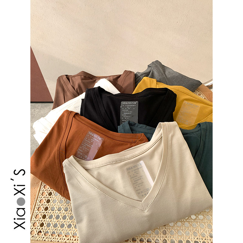 Xiao Xijia) 2021 summer short sleeve black Yellow foreign Pie T-shirt female v collar solid color loose base shirt top tide
