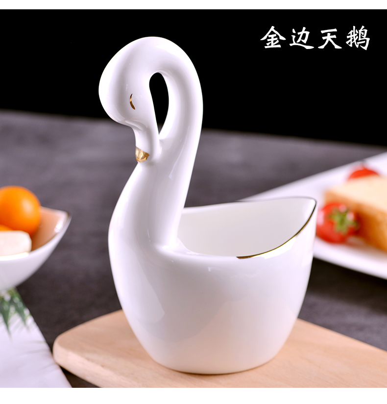 Jingdezhen ceramics craft gold 】 【 creative ipads porcelain tableware cage swan tablespoons of flower basket put small spoon