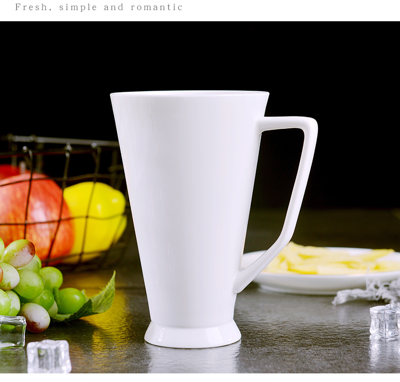 Under the glaze color pure white ipads porcelain high - capacity web celebrity beer household creative draft beers ceramic water in a cup with a handle