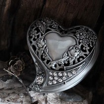Classical European Gothic Russian tin jewelry box Tin princess jewelry box Trumpet heart-shaped jewelry box