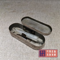 Red collection of old objects from the Anti-Japanese War era battlefield medical supplies original fidelity and applicable patriotic education exhibition