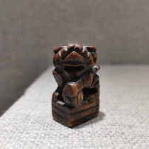 Old wooden carving collection Qing Yang wood carving small lion hand to hand pure hand carving old