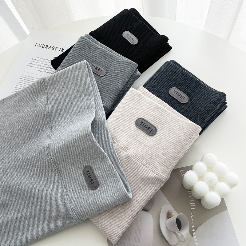 High-Waisted Vertical Striped Fleece-Lined Slimming Leggings for Women, Suitable for Outerwear in Autumn and Winter, No Awkward Lines, High Elasticity, Slim Fit Ribbed Pants