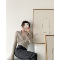 ICTS is fortunate for you to come and not to meet the milk curly tone warm and small wide sleeve wrap-type cross V neckline sweatshirt