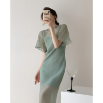  ICTS gentle in the world is worth the trip mint gray green pleated texture transparent feeling small flying sleeve two-piece dress