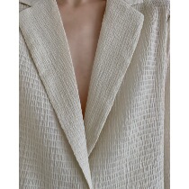  ICTS moon runs for you Rice apricot color cool feeling breathable thin with pleated texture Summer and autumn sunscreen suit