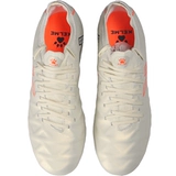 Kelme Karmi Mg короткая гвоздь ковпоя