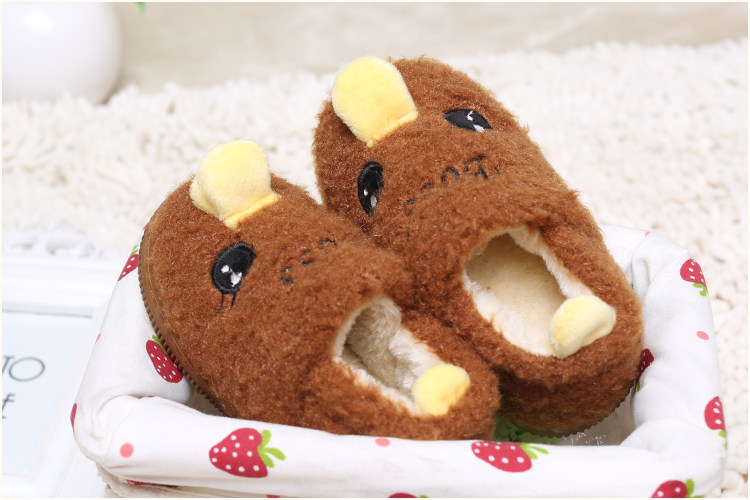 Pantoufles enfants en suède pour hiver - semelle caoutchouc - Ref 1031263 Image 37