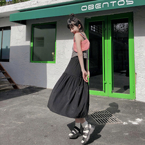 (Spot) loyal dog Small eight pear-shaped homemade-black cheese-summer new thin cute solid color skirt women